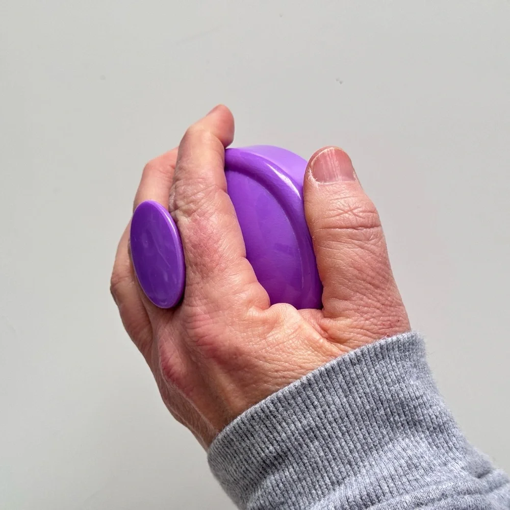 HEETA Purple Hair Scalp Massager Palm Shampoo Scrubber